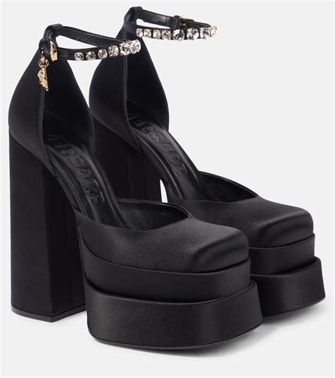 medusa aevitas de versace|versace platform medusa.